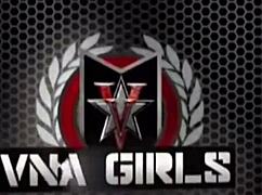 vicky vette fills her ass with anal plug without panties