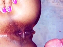 Novinho Me Acordou e Socou Forte no Meu Cu Interrsexy-Racial Anal Cuckold