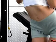 alexia anders was jerkin her boyfriend at the home gym when stepmom london rose walked in on us