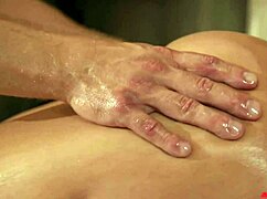 Big Tits Curvy Cali Carter Enjoys XXX Massage. Wet Pussy Gets Full Attention!