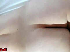 Massagem Com Vela Quente E Muito Sexo - Namorada Grita E Geme Dando De Quatro No Motel