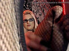 listen to this bbw rubbing her feet in stockings