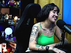 Martina Oliveira gets hot seeing Ruan’s huge tool on podcast 🔥