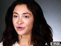 Wow, Jane Wilde’s Eye-Rolling Orgasm Up Close is Insane! Check Her Petite Clit with Hitachi! 👀