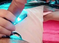 mi madrastra latina chupando dos vergas