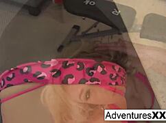 Victoria White Blows Big Cock During Workout