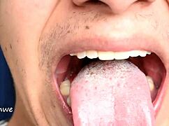 eating cookies while chilling solo in colombian style