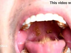 eating cookies while chilling solo in colombian style