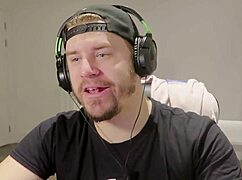 Perfect fbi secret agent meets and fucks in anime hentai with big tits flashing