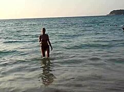 Wild couple banging hardcore on a public beach! Wow!