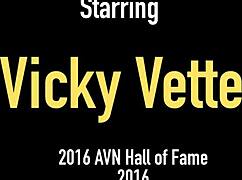 hot vicky vette and victoria banxxx dive into wet muff licking