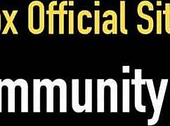 Sexual awakening as Jenna Foxx tongue bangs older Mindi Mink