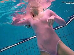 Liza Bubarek Hot Underwater Mermaid In Bikini Pool