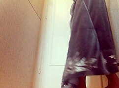 Elsa's Cosplay Teases You to Watch Her Bent Over in Action