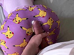 Stepsis rubs her ass on stepbro's cock and slips it in