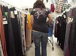 Slutty housewife flashes huge ass in staged public shopper scene