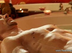 I enjoyed a turkish exotic handjob with oil massage