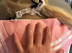 饥渴男人打断硅胶性娃娃阅读猛干她