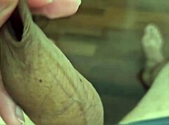 novinho na punheta e gozando, wanna see more?