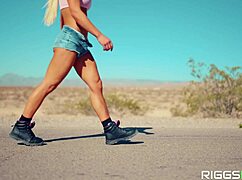 Fitness model takes creampie in daring public spot