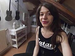 my stepsister lets me bang the girl she’s massagin’, damn i’m lucky fr