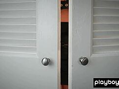 Pierced Redhead La Sirena 69 Teases in Leather Lingerie