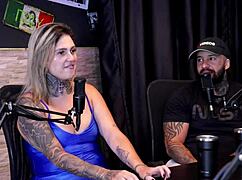 i'm so crazy for this latina couple's outdoor orgasm...