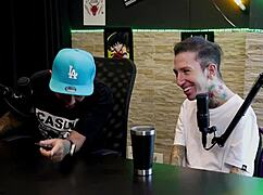 i'm so crazy for this latina couple's outdoor orgasm...