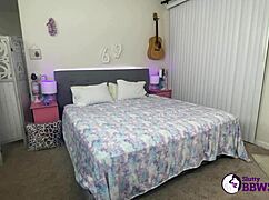 oh man, watching slutty bbws like cameron skye in lesbian action behind the scenes!