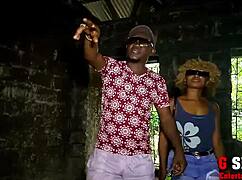 Fake Agent Overwhelmed By Emotions While Fucking Hot Girl In Uncompleted Building