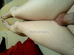 i cum on shemale legs and feet in this webcam session