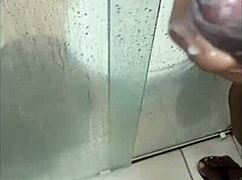 Nego Rubi Pauzudo Mostrando Sua Rola Grande E Grossa