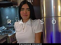 想看发情校服18+妹子口爆服务吗？