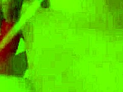 Florane Russell says, 'Watch me masturbate with this toy'