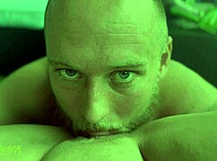 I swear, watching my blue-eyed guy eat me out is unreal... can't stop moanin!