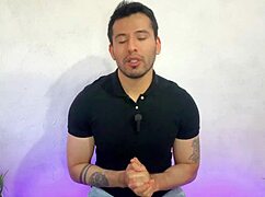 My Canadian father-in-law fucks my ass bareback with his 20cm cock in the USA pool?