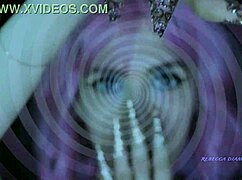 la dea italiana ipnotica svuota la mente