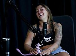 Teen Flor De Damiana Starts Nude Fucking With Two Bi Men!