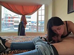 dialogic estaba tan cachonda que quitamos el condón