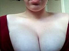 Mesmerizing Femdom Bitch Guides You in Sexy POV Jerk-Off