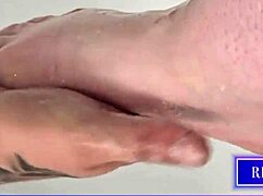 Hey, check out this barefoot milf bathing fantasy with sexy toe-sucking