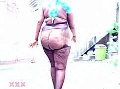 Ebony BBW Tasting New Dick Outdoors