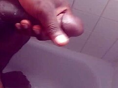 I bathe and masturbate in the shower with big black cock