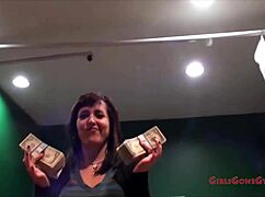 LOla Lynn Gets Felt Up By Student Interns BRUNO REUP