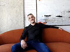 dandy's back for sensual fun