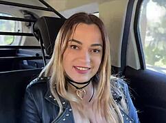 Marta Belle Blonde Jouit Comme Une Reine Avec Deux Bites Dans Ce 3some Anal