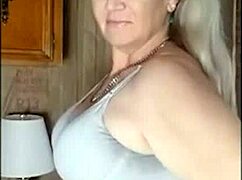 Hot mature fucks zucchini dildo til orgasm