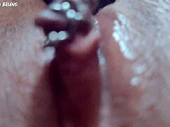 Metendo Em Dois Cuzinhos Muito Forte