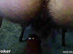 entrenando mi ojete con mi maquina sexual