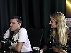 Uma Vez Ele Fez Um Atendimento Para Um Homem Falou Do Jogo Do Tigrinho E O Orgulho Que Seu Pau Sentia - Yasmin Pariz Sheer Red!